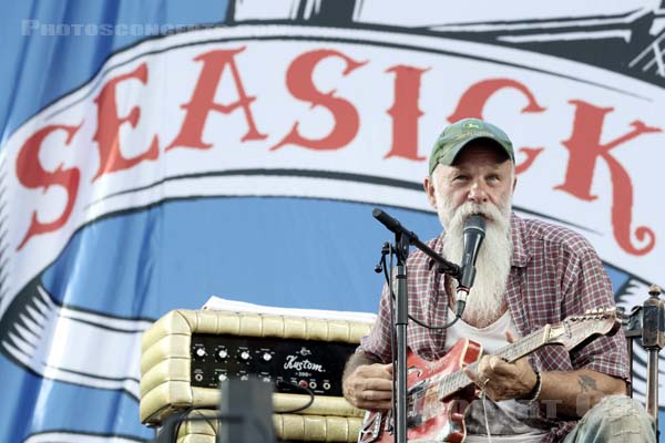 SEASICK STEVE - 2015-07-04 - BELFORT - Presqu'ile du Malsaucy - 